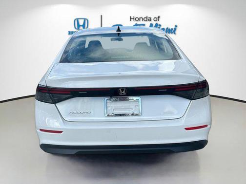 2025 Honda Accord Sport SE 1.5T