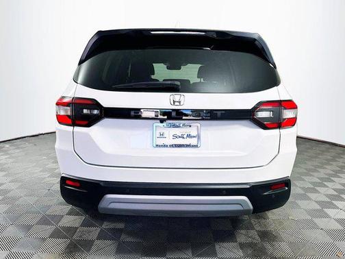 2023 Honda Pilot 2WD EX-L 8 Passenger