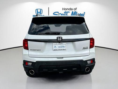 2023 Honda Passport AWD Elite