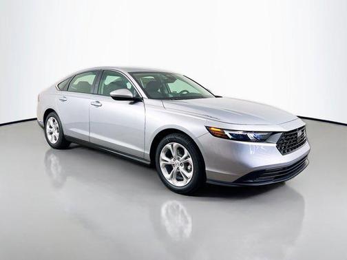 2025 Honda Accord LX 1.5T