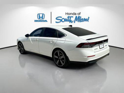 2023 Honda Accord Hybrid Base