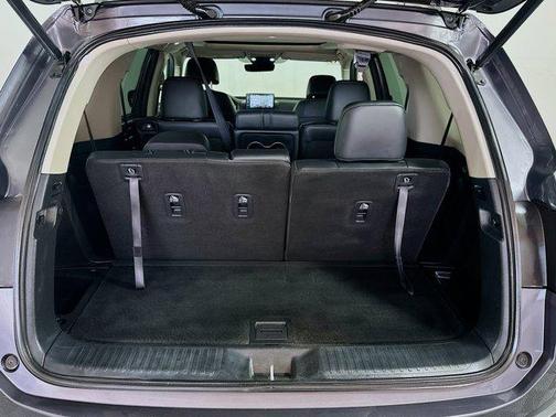 2023 Honda Pilot Touring 8-Passenger