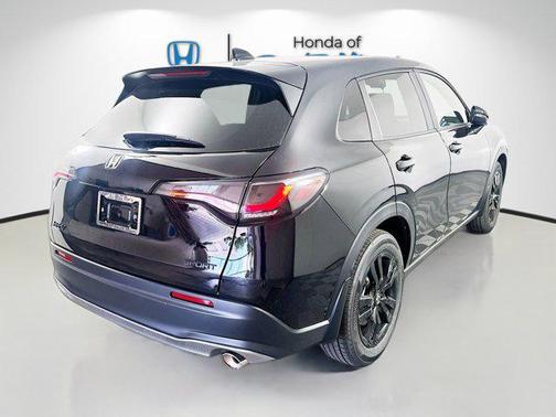 2026 Honda HR-V 2WD Sport