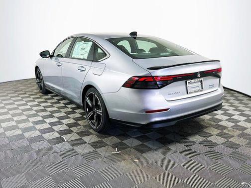 2025 Honda Accord Hybrid Base
