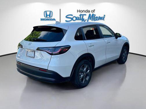 2026 Honda HR-V LX