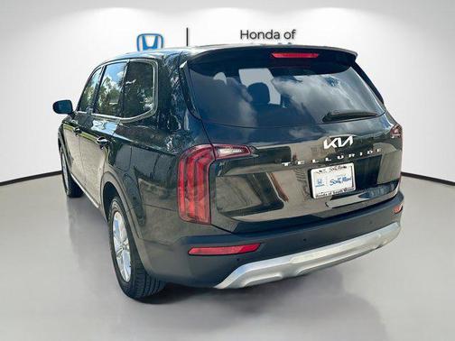 2022 Kia Telluride LX