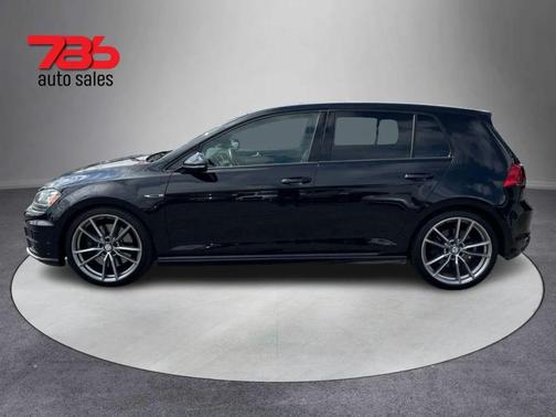 2017 Volkswagen Golf R 2.0T DSG