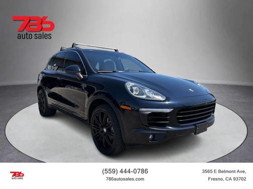 Moonlight Blue Metallic 2016 Porsche Cayenne Cayenne