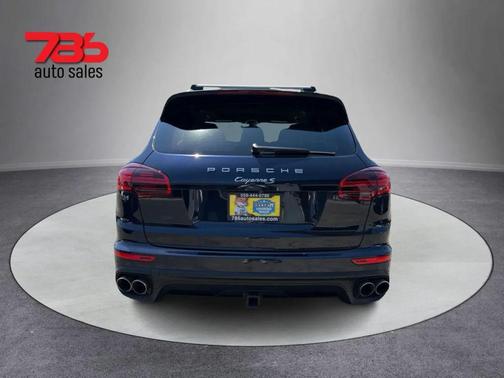 Moonlight Blue Metallic 2016 Porsche Cayenne Cayenne