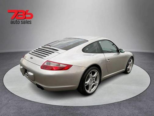 2005 Porsche 911 Carrera