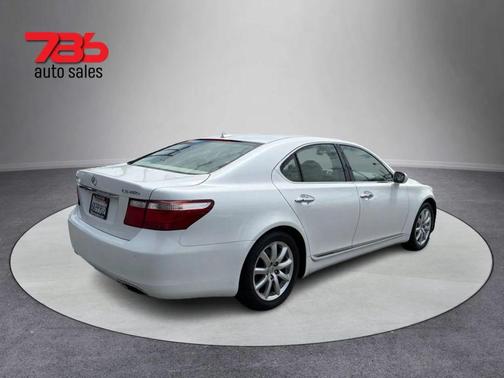 White 2009 Lexus LS 460 Base