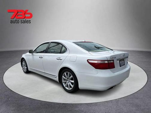 White 2009 Lexus LS 460 Base
