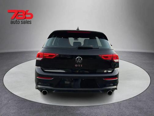 2024 Volkswagen Golf GTI 2.0T SE DSG