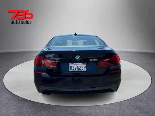 2016 BMW 528 528i Sedan 4D