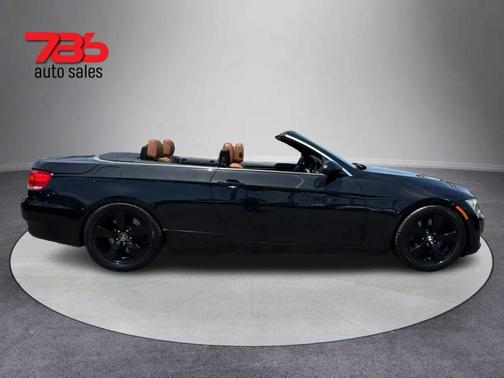 2009 BMW 335 335i Convertible 2D