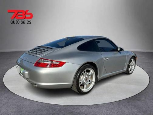 2005 Porsche 911 Carrera