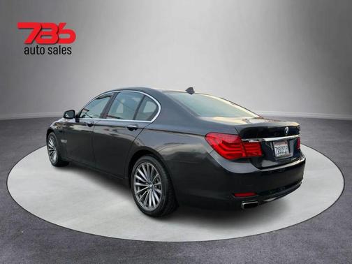 2011 BMW 740 740i Sedan 4D