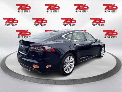 2015 Tesla Model S 85