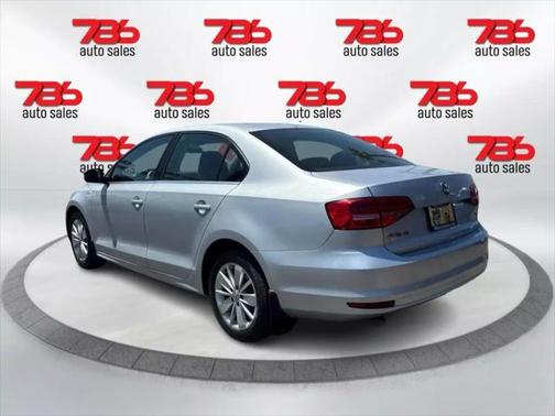 2015 Volkswagen Jetta Auto SE w/Connectivity