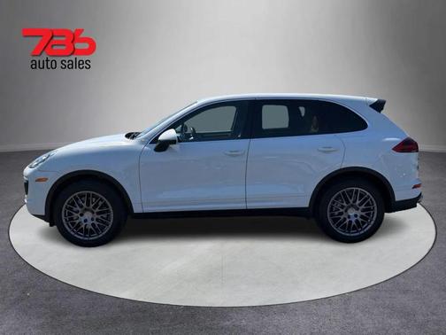 Carrara White Metallic 2015 Porsche Cayenne Cayenne