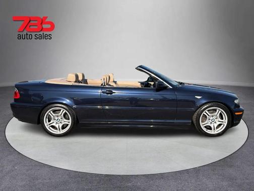 2005 BMW 330 330Ci Convertible 2D