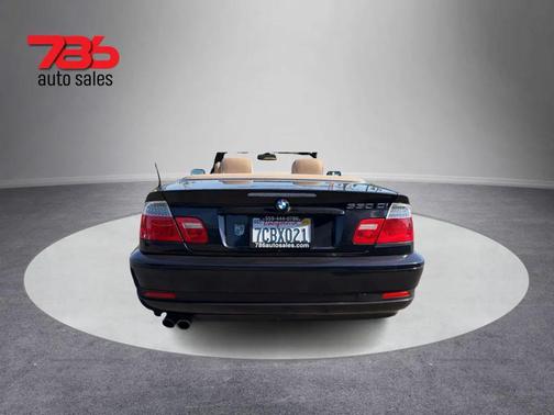 2005 BMW 330 330Ci Convertible 2D