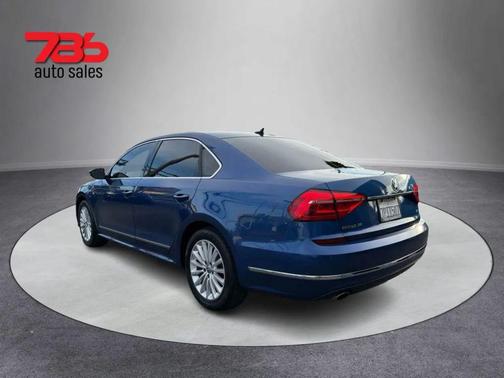 2016 Volkswagen Passat 1.8T SE