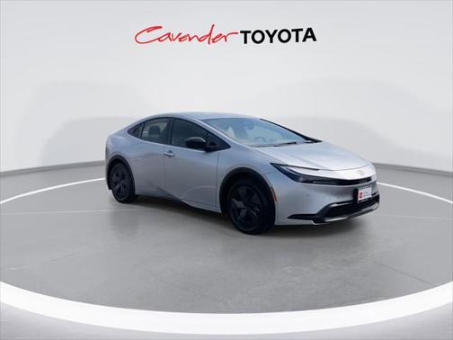 2025 Toyota Prius LE