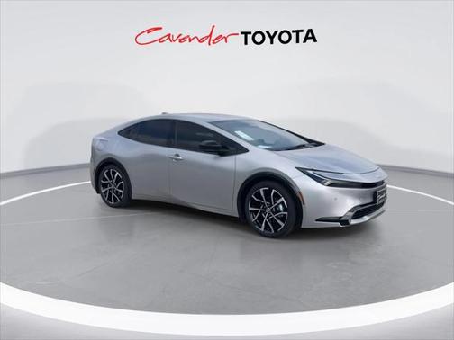 2025 Toyota Prius L