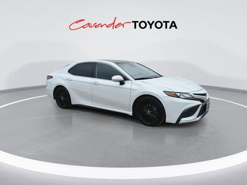 White 2022 Toyota Camry XSE