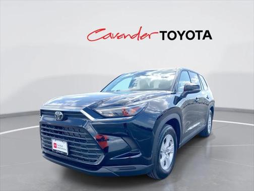 2025 Toyota Highlander LE