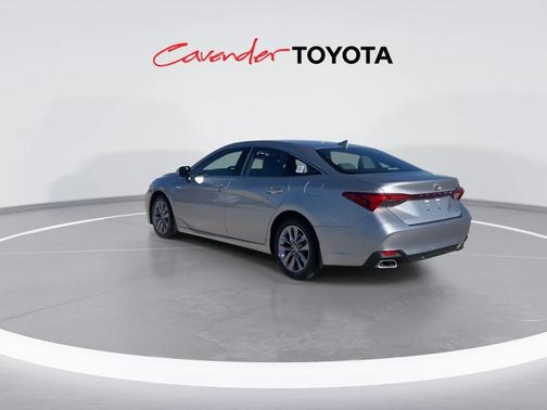 2020 Toyota Avalon XLE