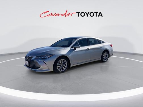 2020 Toyota Avalon XLE