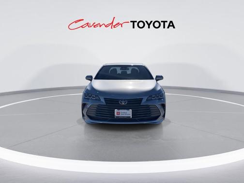 2020 Toyota Avalon XLE