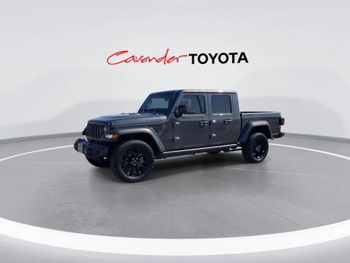2024 Jeep Gladiator Nighthawk