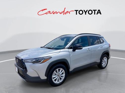 2025 Toyota Corolla Cross LE