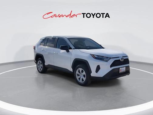 2025 Toyota RAV4 LE