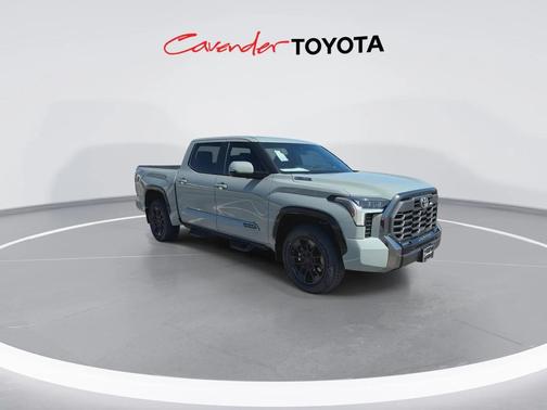 2026 Toyota Tundra Hybrid Platinum