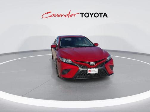2019 Toyota Camry SE