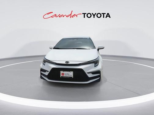 White 2025 Toyota Corolla SE