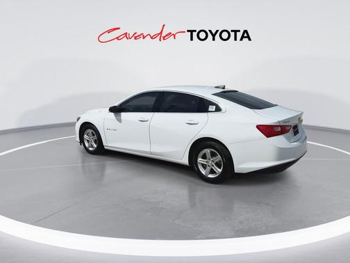 Summit White 2022 Chevrolet Malibu 1LS