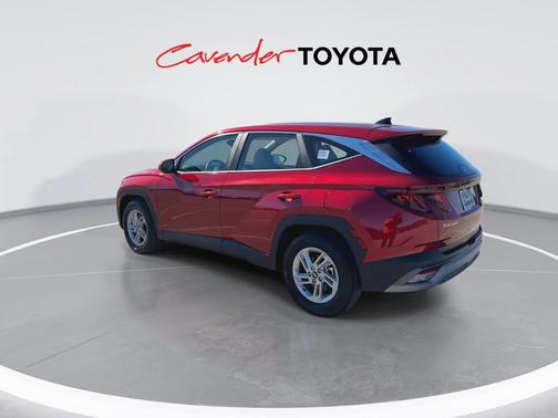 2025 Hyundai TUCSON SE