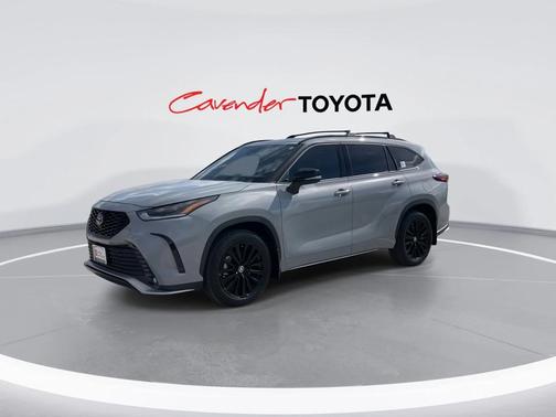 2025 Toyota Highlander XSE