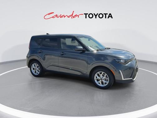 Gravity Gray 2025 Kia Soul LX