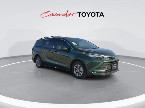 2026 Toyota Sienna XLE