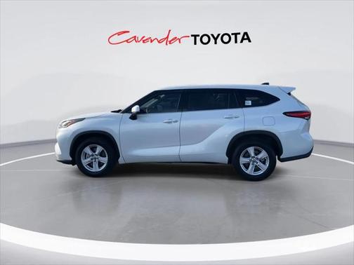 2022 Toyota Highlander L