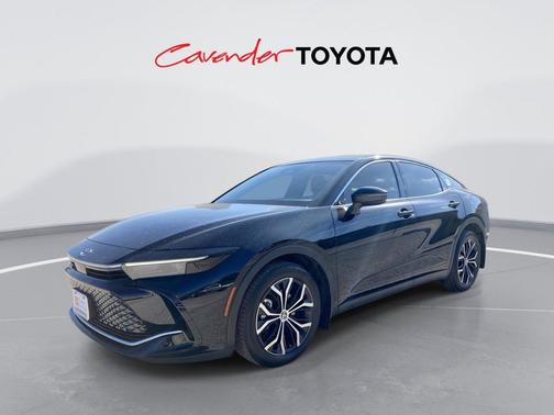 Black 2024 Toyota Crown XLE