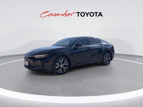 Black 2024 Toyota Crown XLE