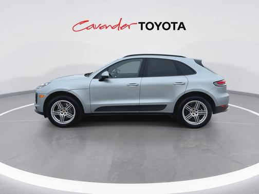 2021 Porsche Macan Base Premium Plus