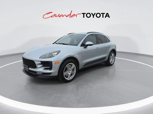 2021 Porsche Macan Base Premium Plus